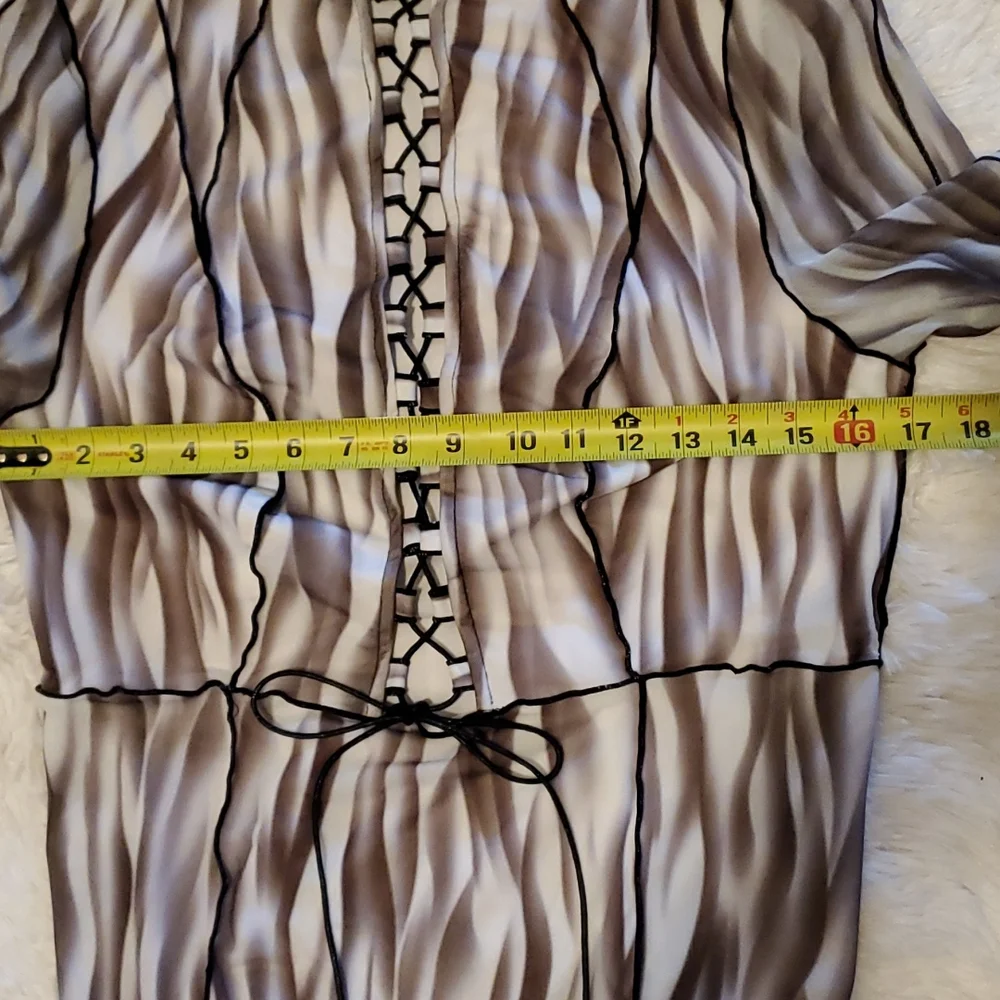 Fashion to Figure Rayna Lace-up Body-con Dress - Picture 11 of 15